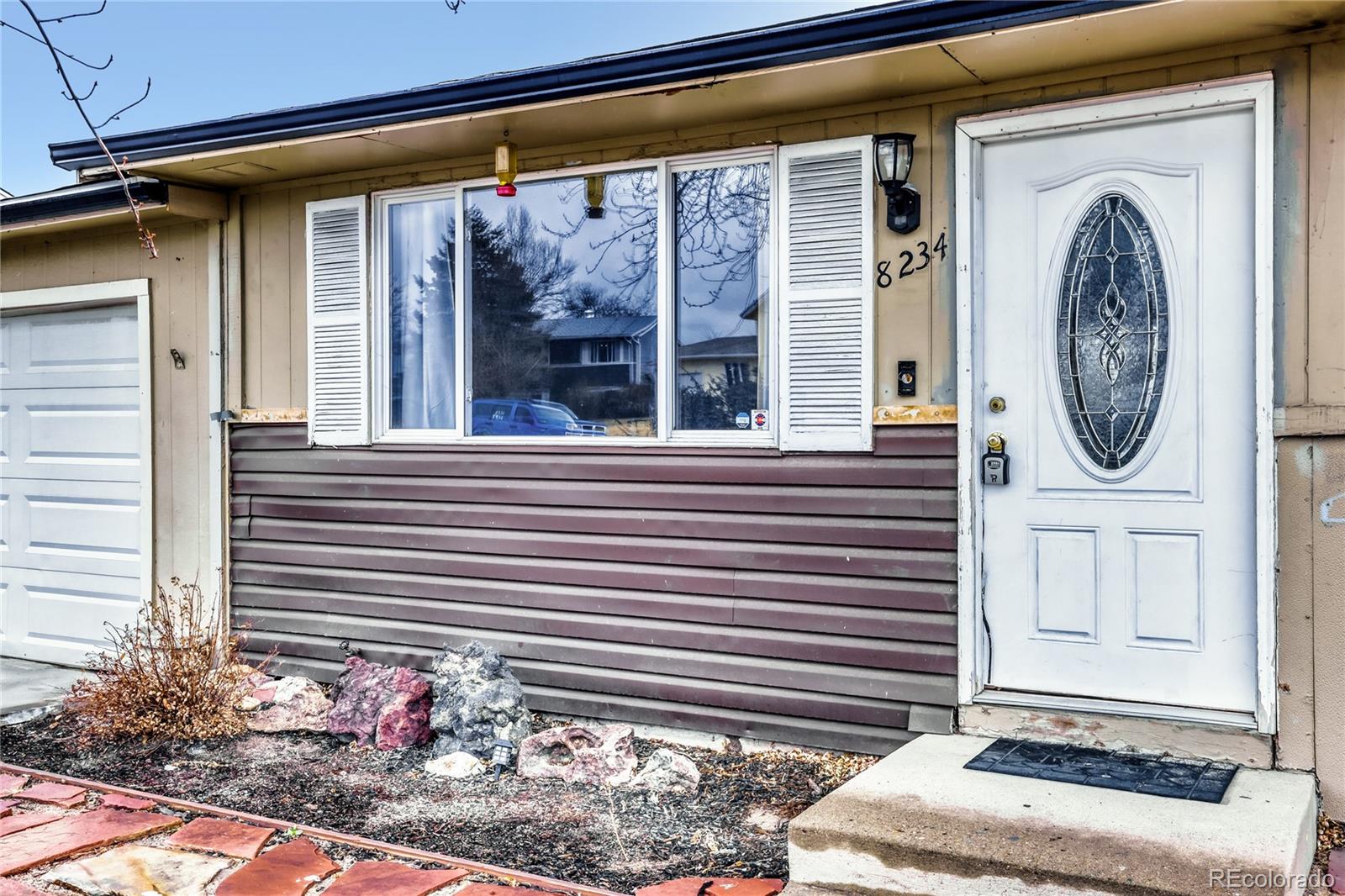 MLS Image #4 for 8234  ladean street,denver, Colorado