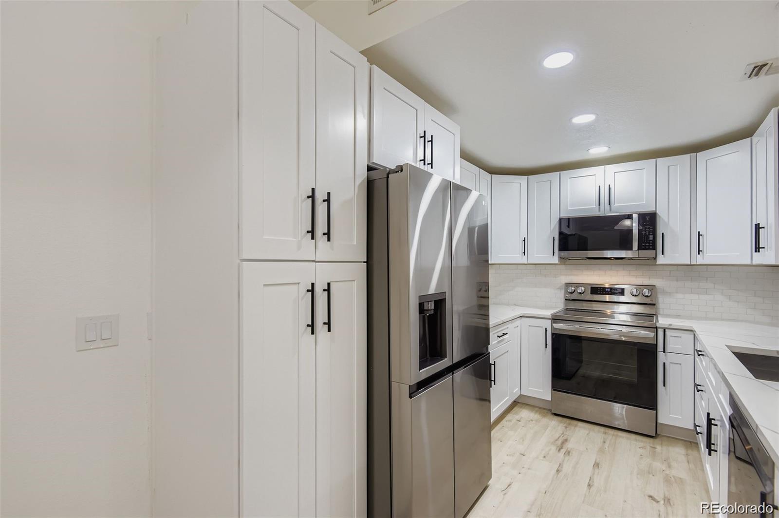 MLS Image #3 for 7440 s blackhawk street 15-103,englewood, Colorado