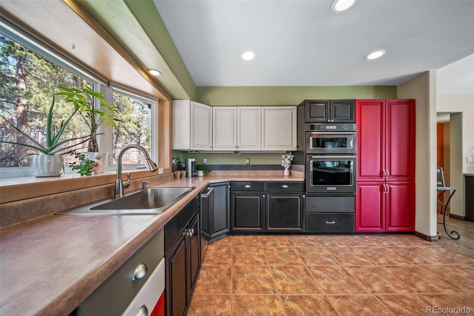 MLS Image #12 for 4047  kalamath drive,larkspur, Colorado