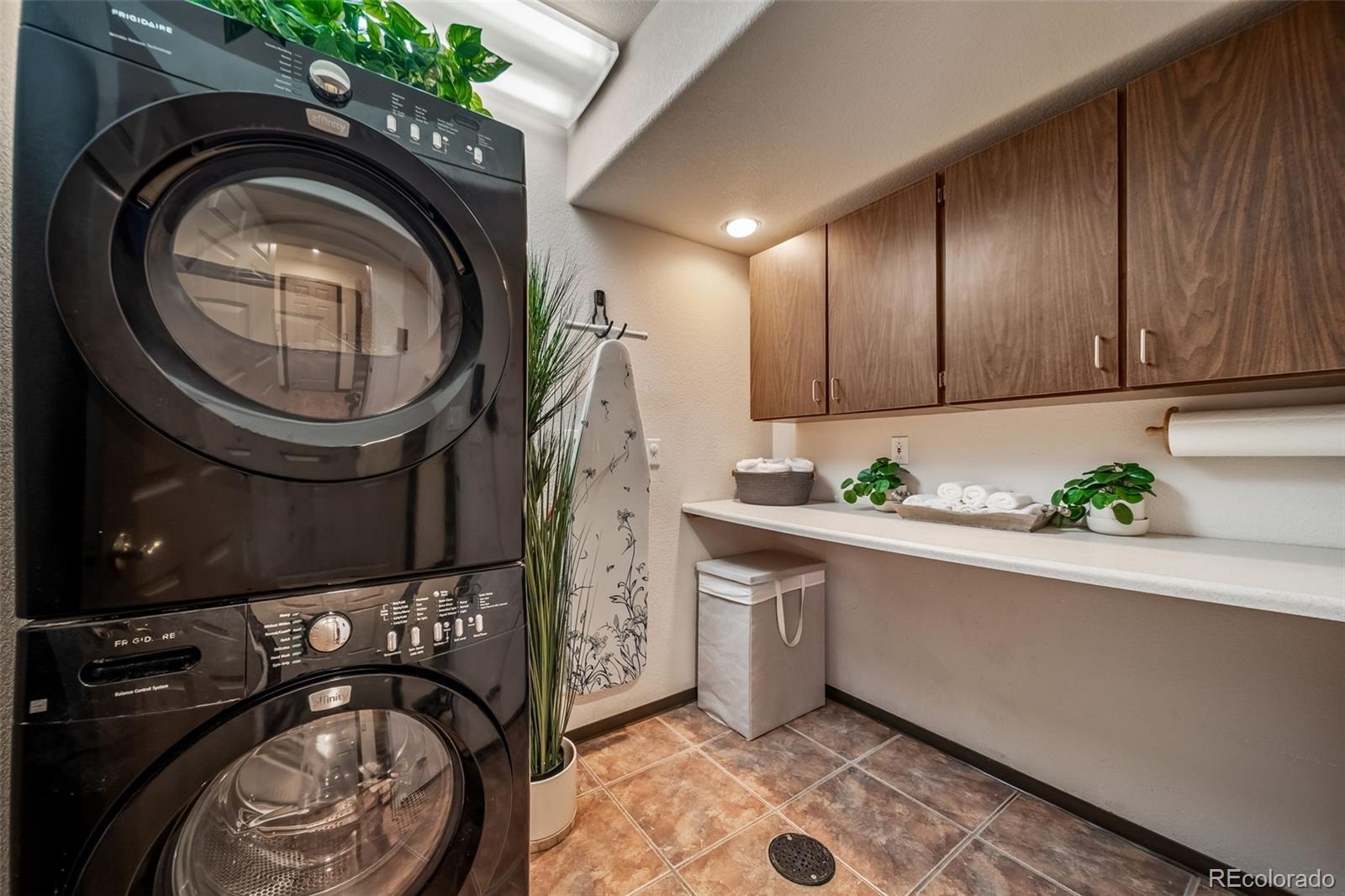 MLS Image #40 for 4047  kalamath drive,larkspur, Colorado