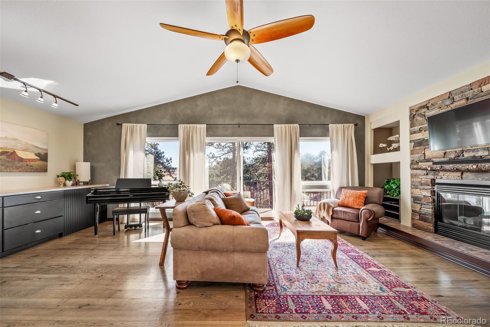 MLS Image #8 for 4047  kalamath drive,larkspur, Colorado