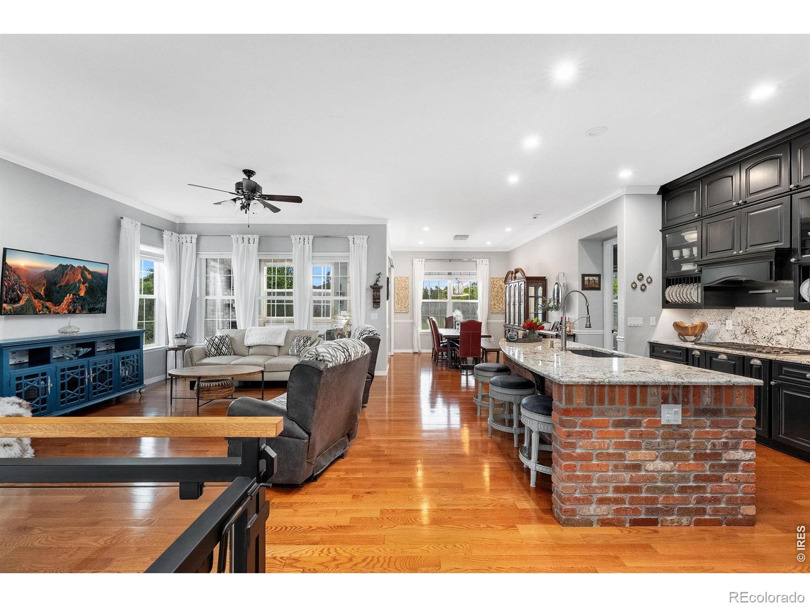 MLS Image #8 for 2038  vineyard drive,windsor, Colorado