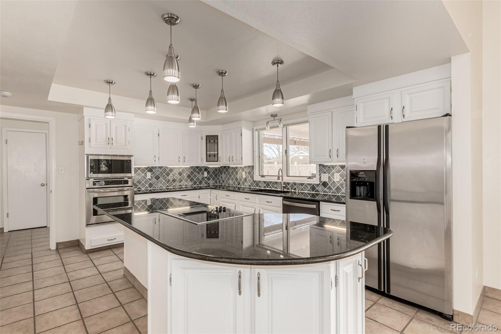 MLS Image #12 for 2424 s jasmine street,denver, Colorado