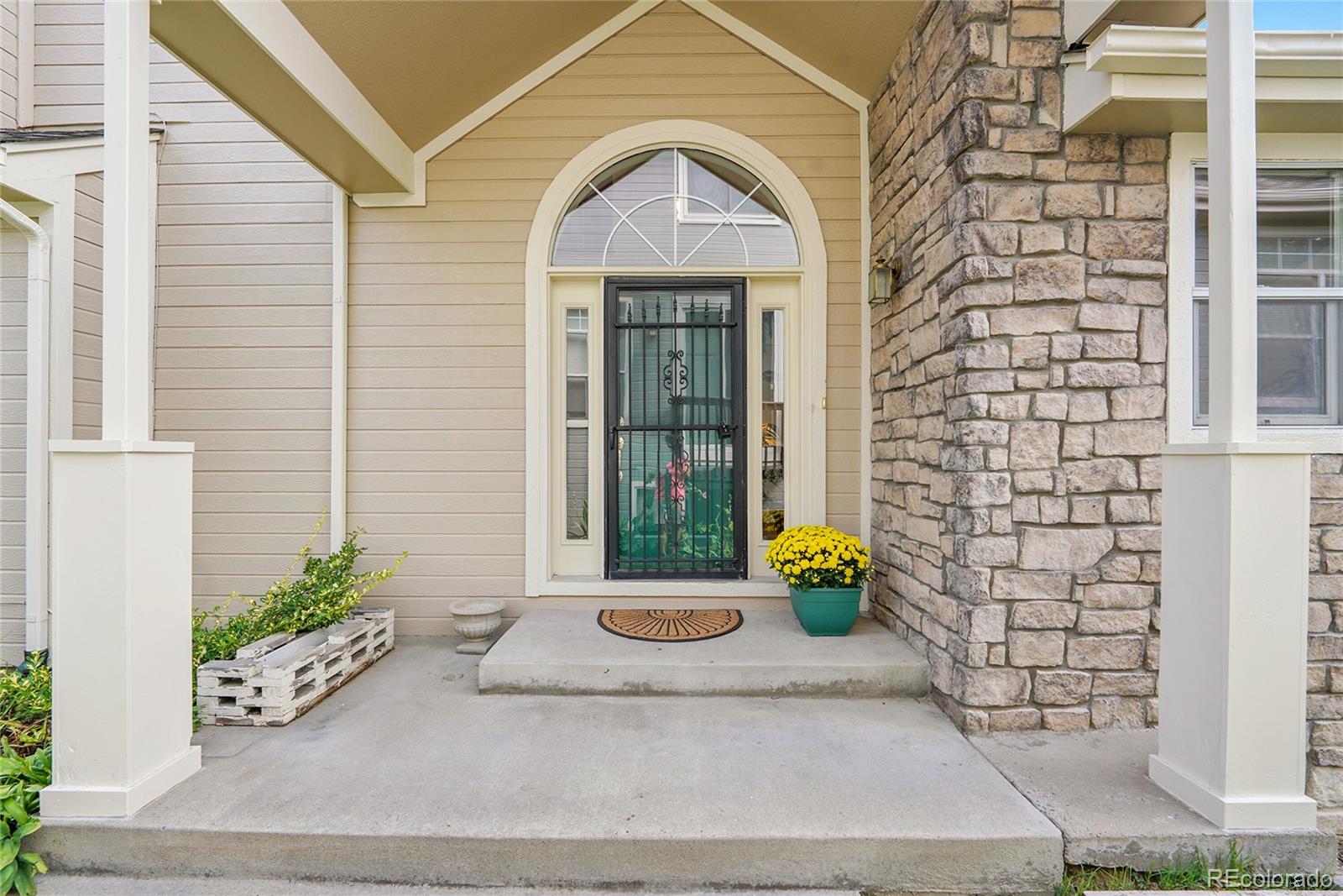 MLS Image #1 for 1732  peregrine lane,broomfield, Colorado