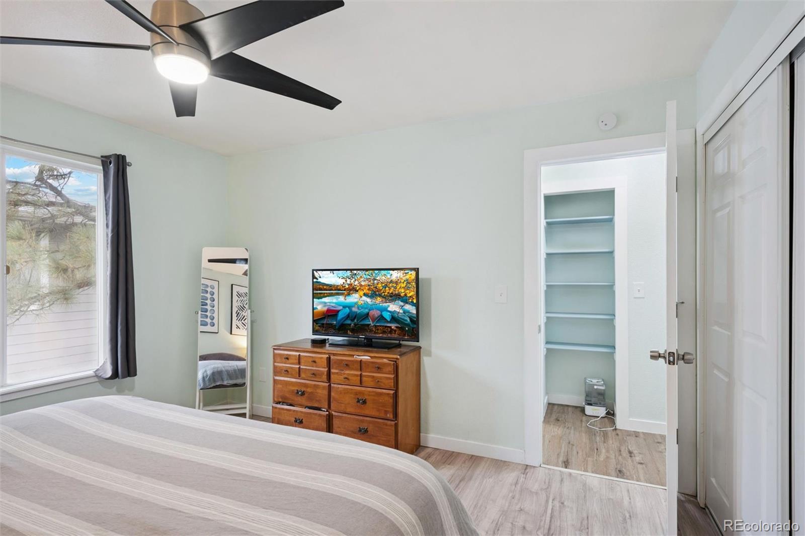 MLS Image #7 for 7945  york street 3,denver, Colorado