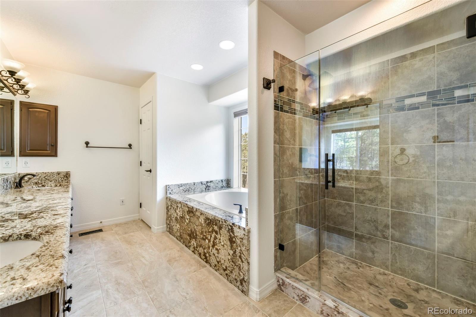 MLS Image #20 for 17725  martingale road,monument, Colorado