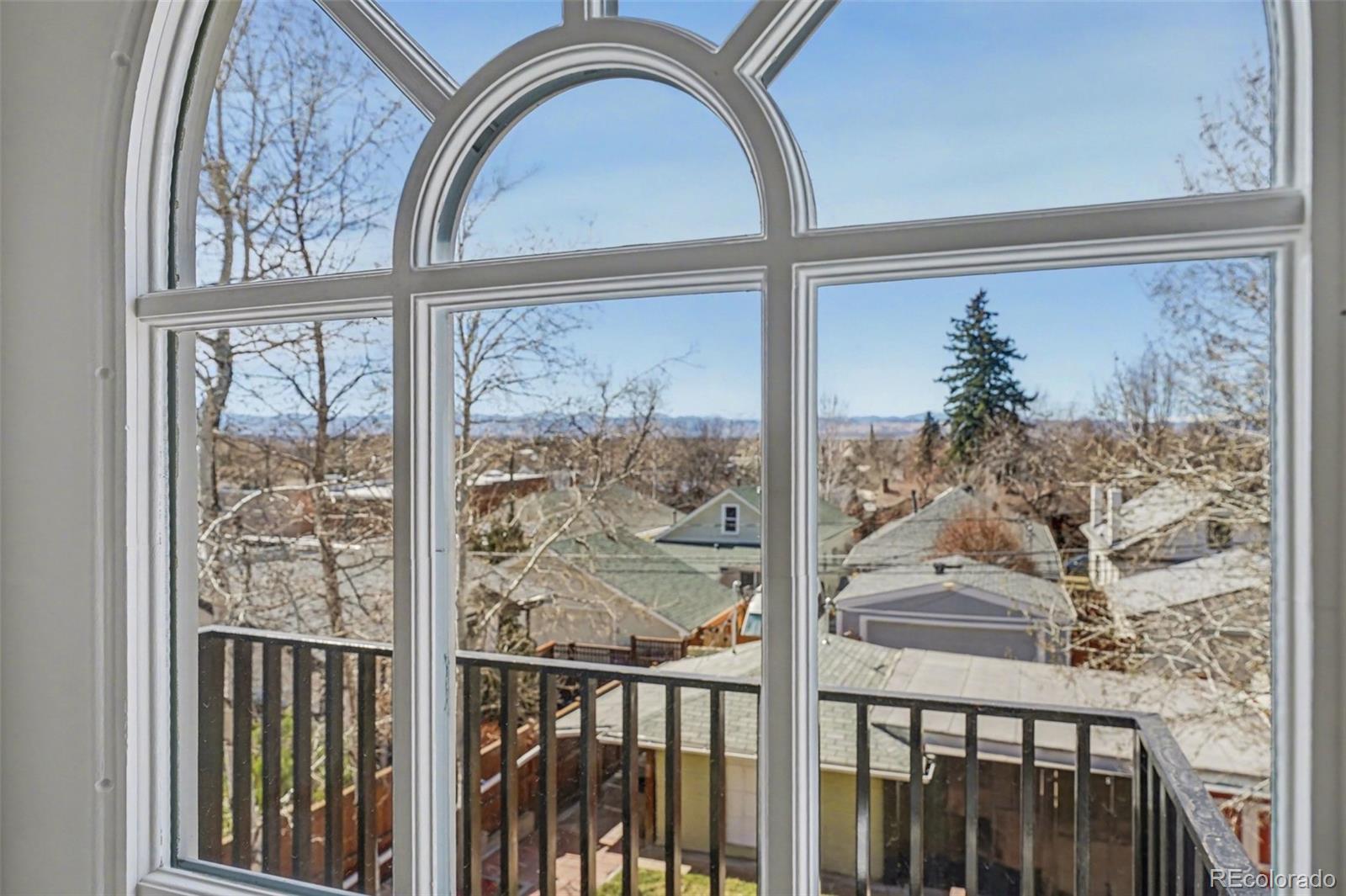 MLS Image #15 for 269 s clarkson street,denver, Colorado