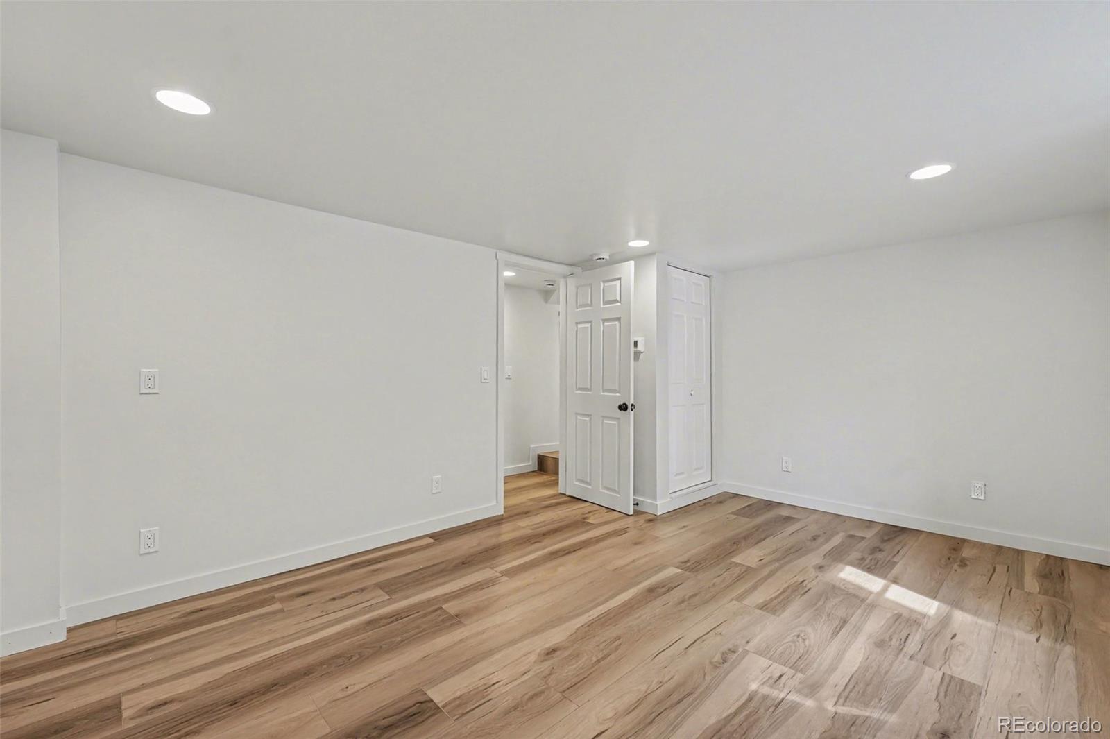 MLS Image #24 for 269 s clarkson street,denver, Colorado