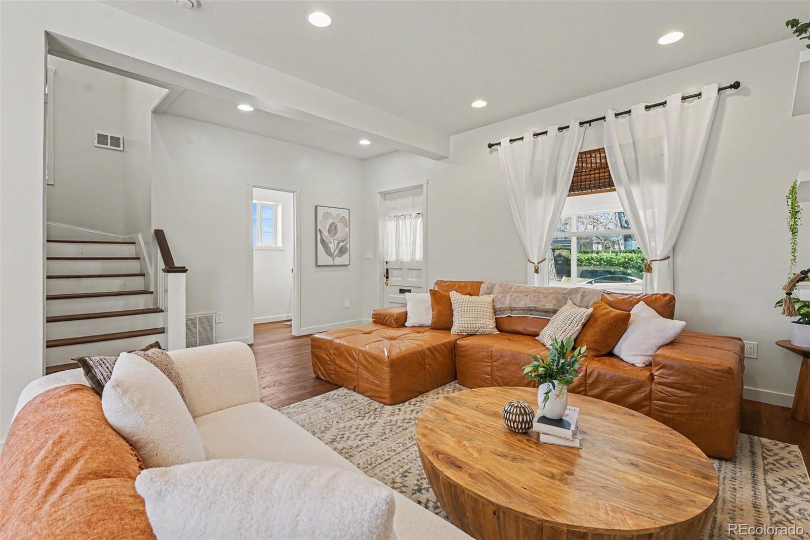 MLS Image #3 for 269 s clarkson street,denver, Colorado