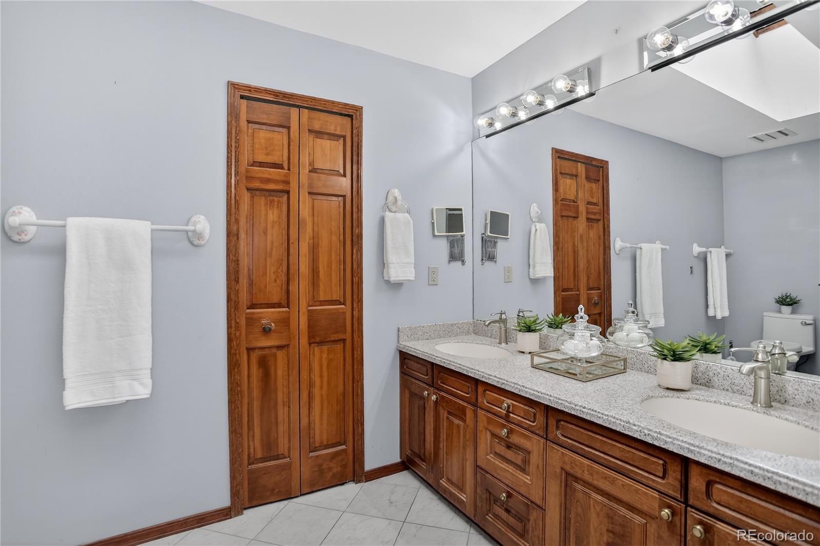 MLS Image #11 for 355  palm springs drive,colorado springs, Colorado