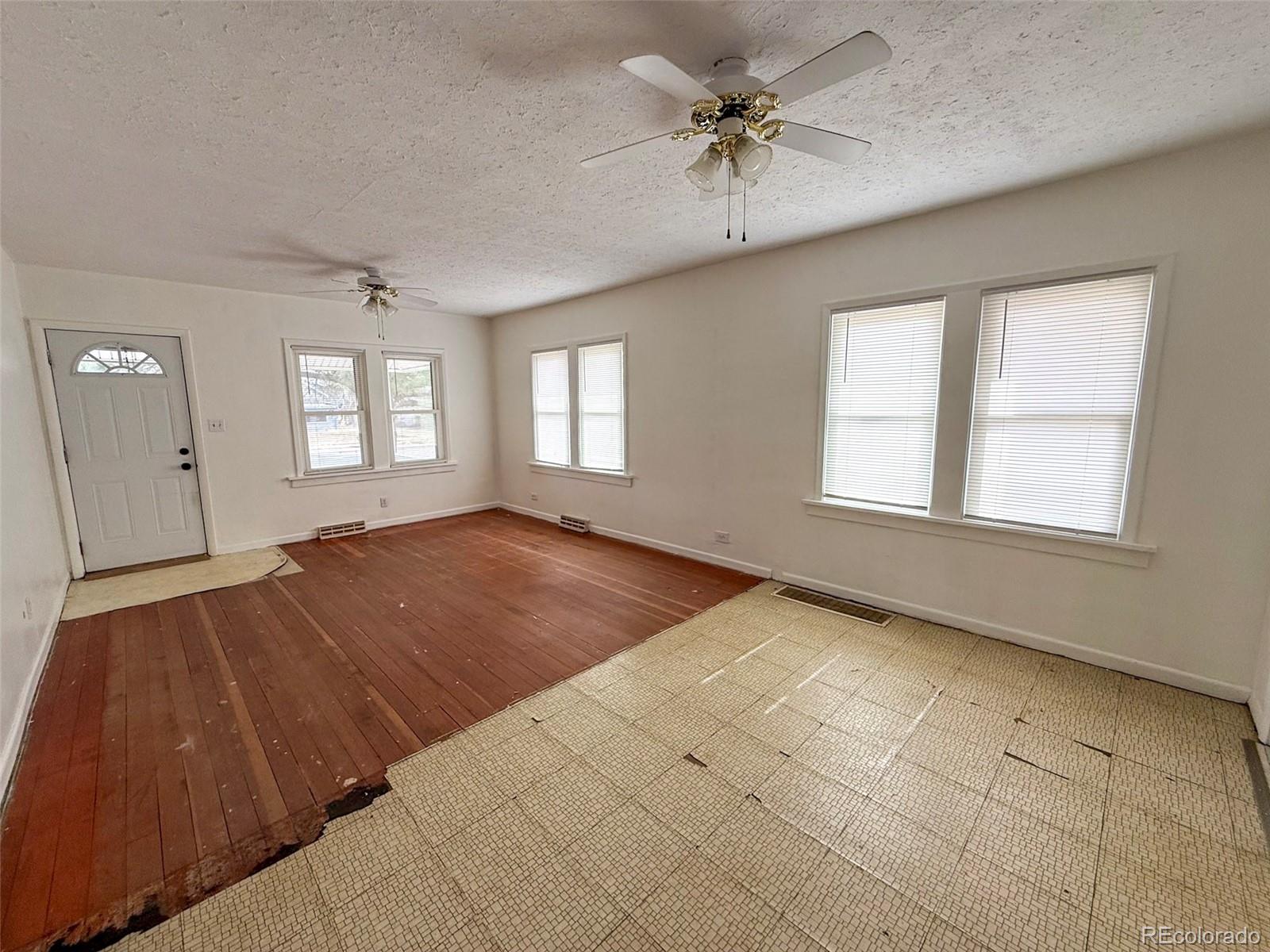 MLS Image #7 for 391  cherry street,burlington, Colorado