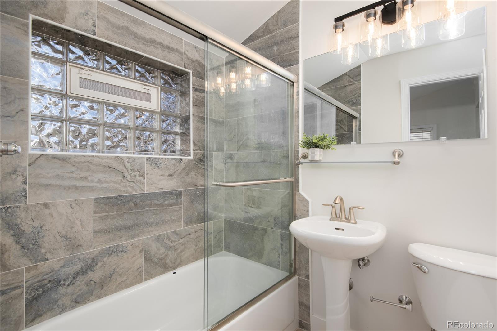 MLS Image #28 for 432 s grant street,denver, Colorado