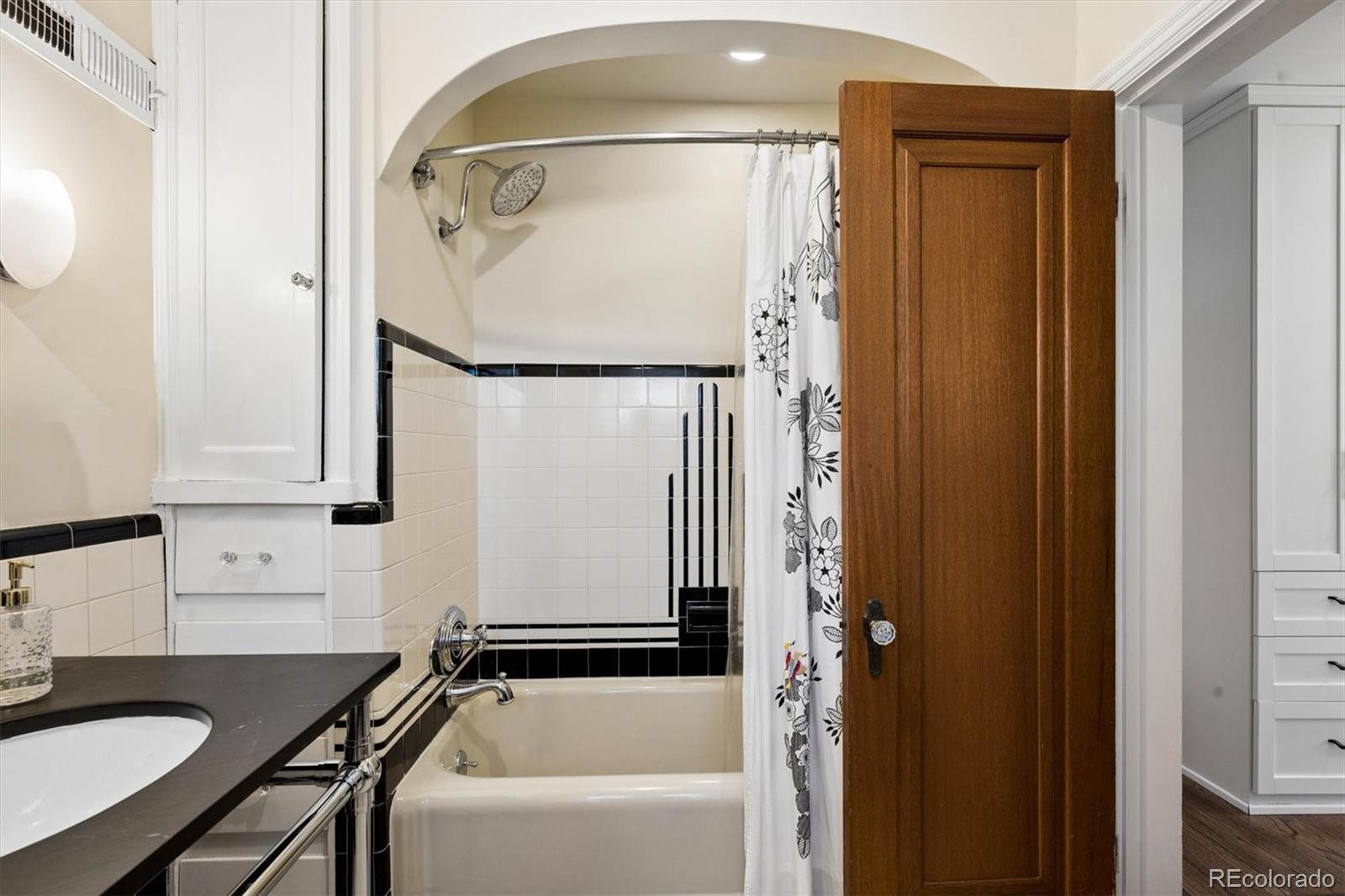 MLS Image #24 for 6400  montview boulevard,denver, Colorado