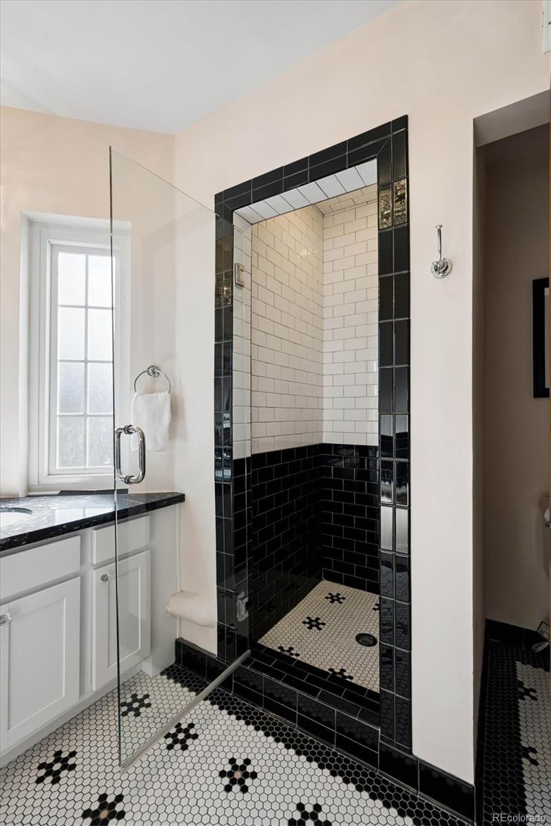 MLS Image #31 for 6400  montview boulevard,denver, Colorado