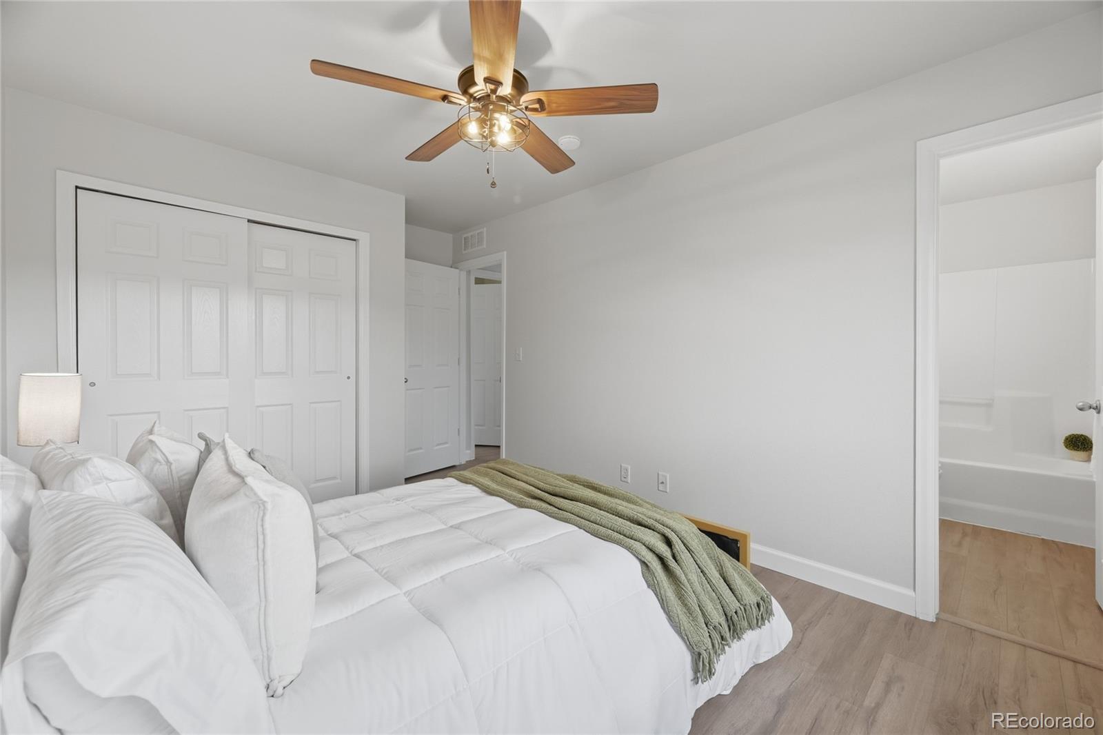 MLS Image #16 for 444  frontier lane,johnstown, Colorado