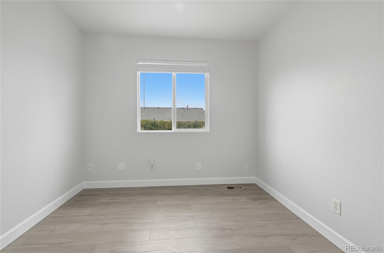 MLS Image #21 for 444  frontier lane,johnstown, Colorado
