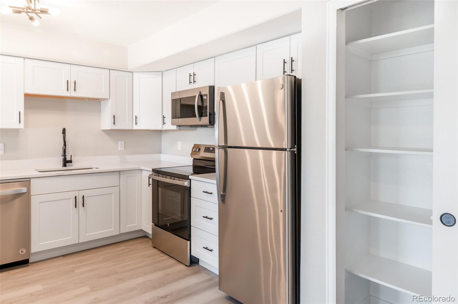 MLS Image #2 for 11085  huron street 1106,northglenn, Colorado