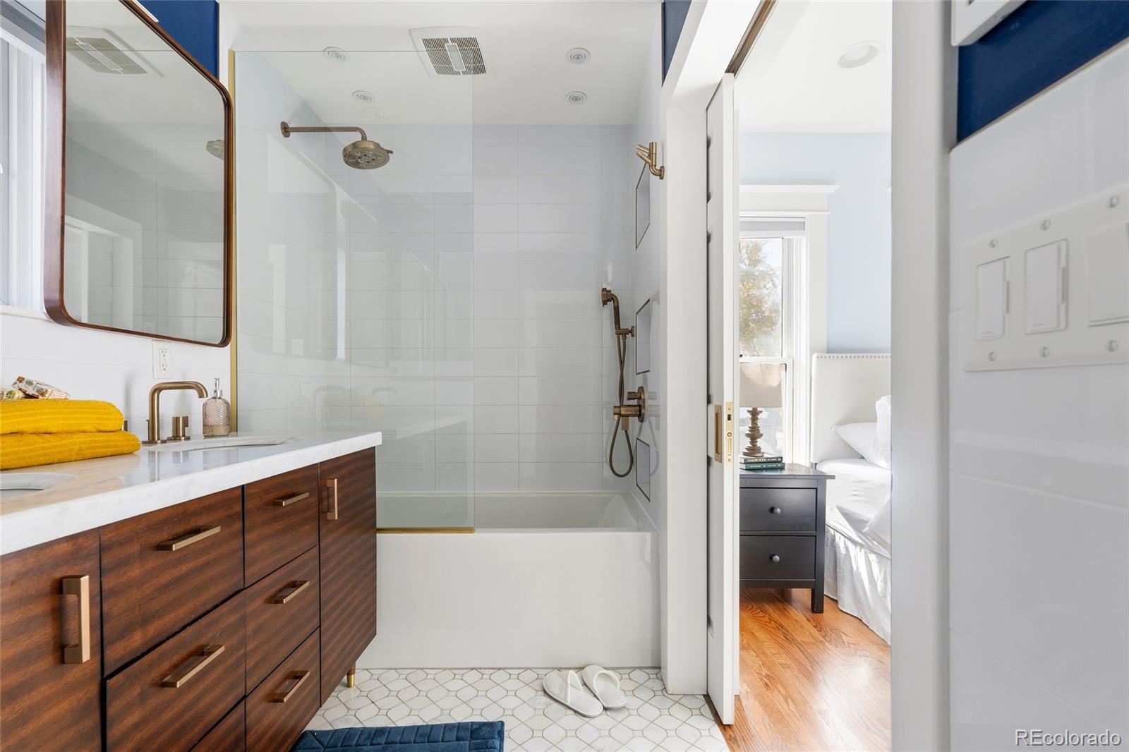 MLS Image #20 for 158 w 4th avenue,denver, Colorado