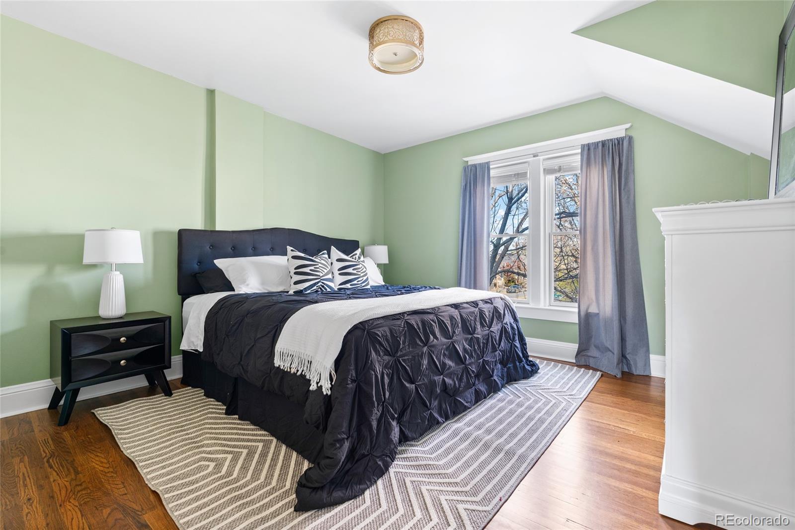 MLS Image #22 for 158 w 4th avenue,denver, Colorado