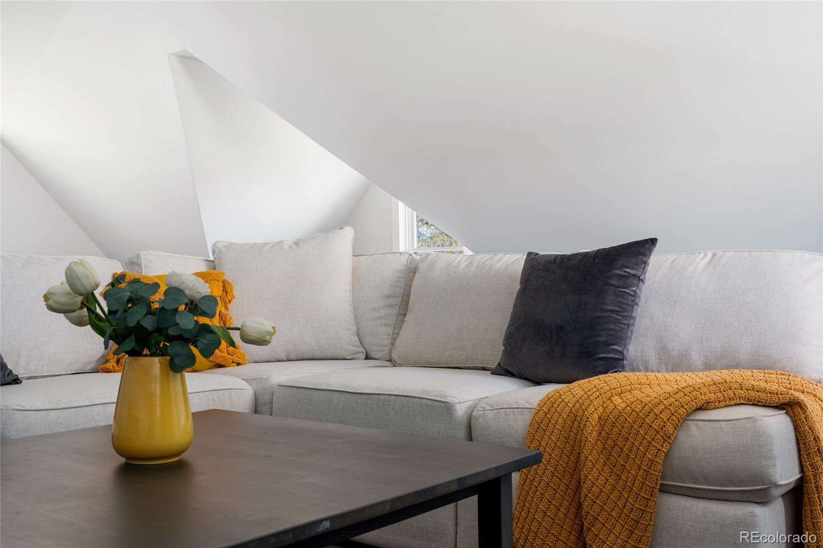 MLS Image #33 for 158 w 4th avenue,denver, Colorado
