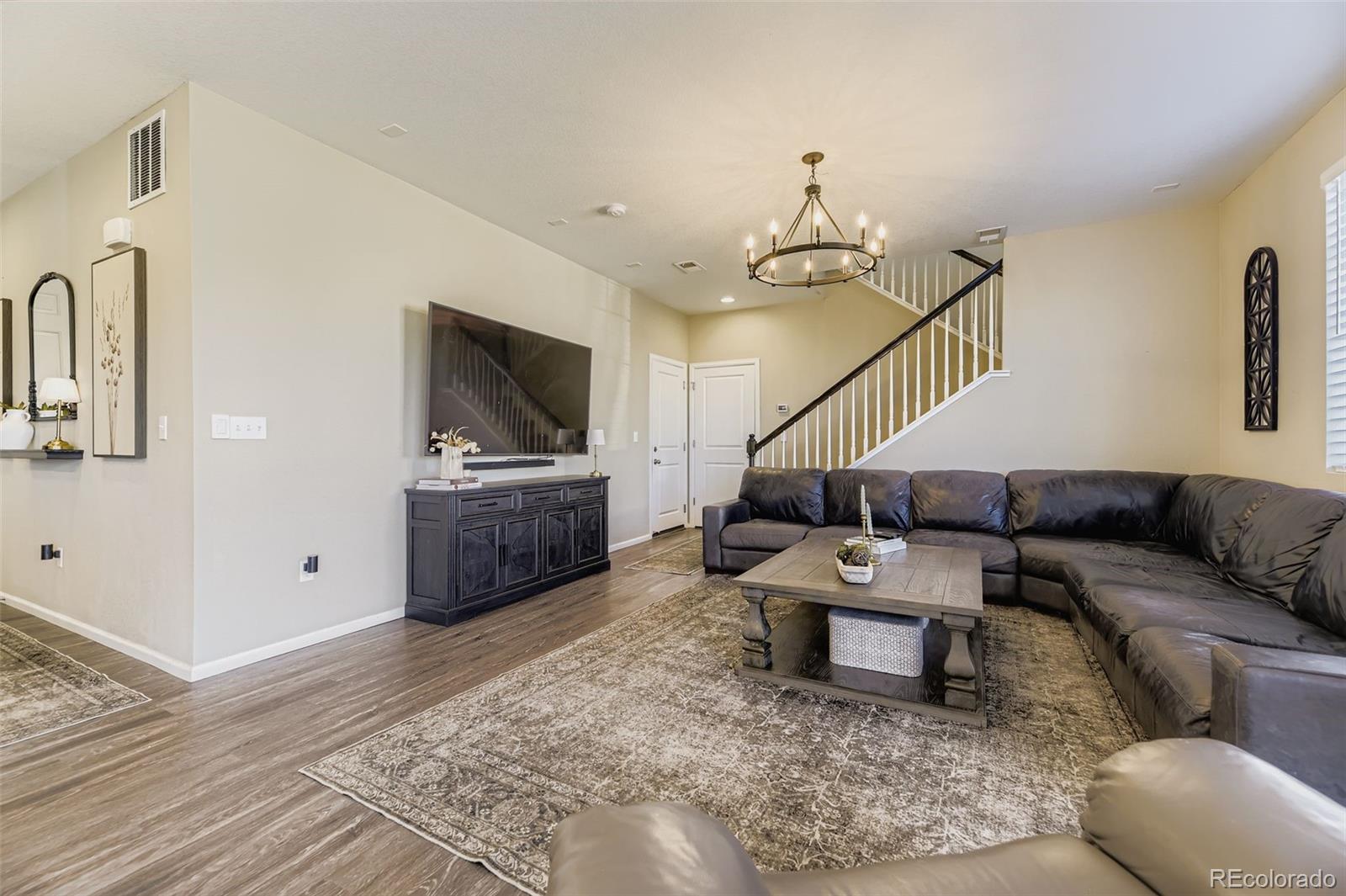 MLS Image #4 for 21339 e tufts avenue,aurora, Colorado