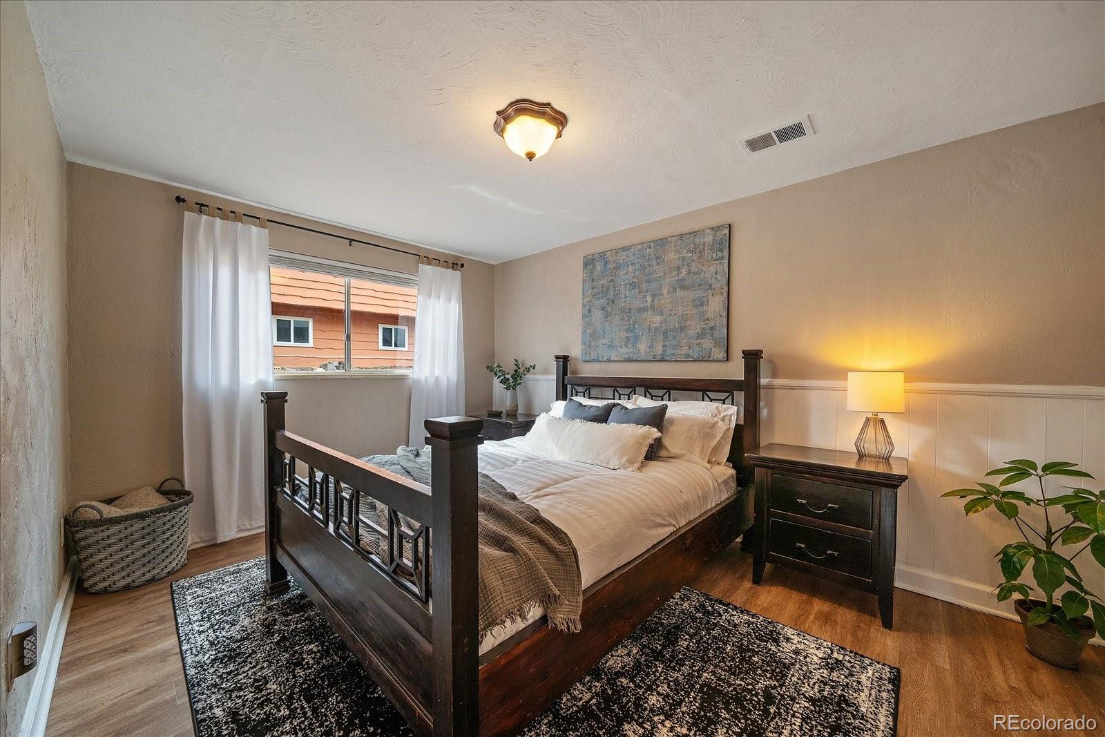 MLS Image #14 for 3272 s wabash court,denver, Colorado