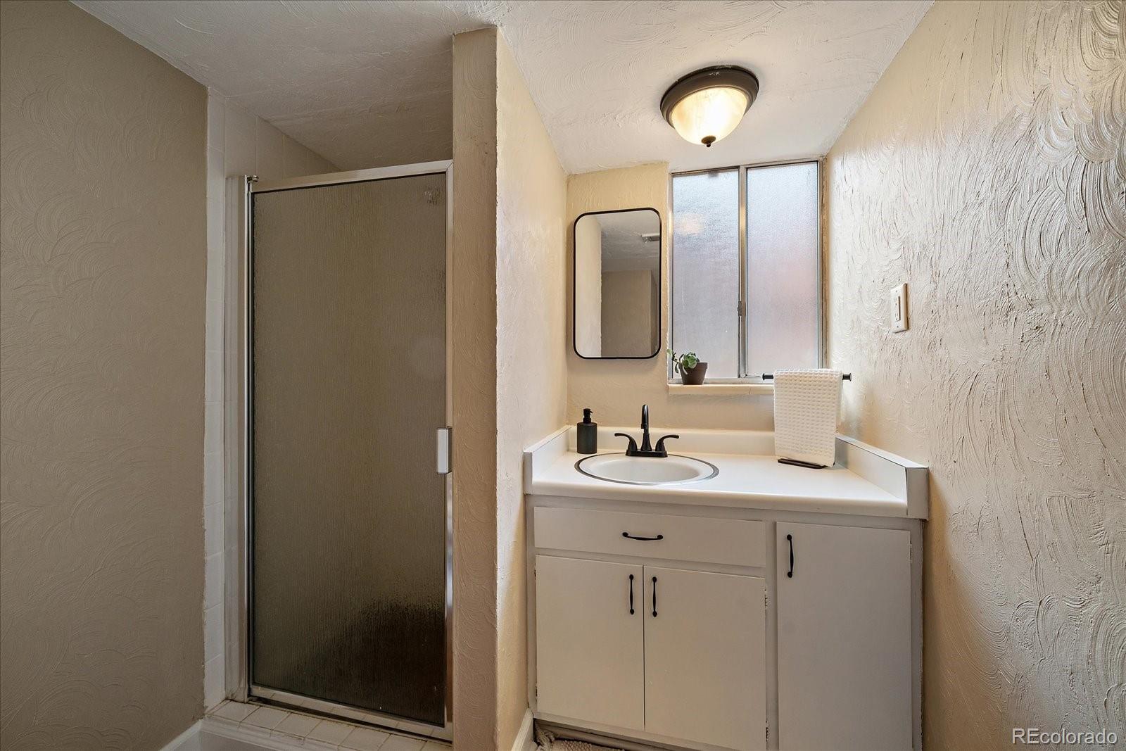 MLS Image #15 for 3272 s wabash court,denver, Colorado
