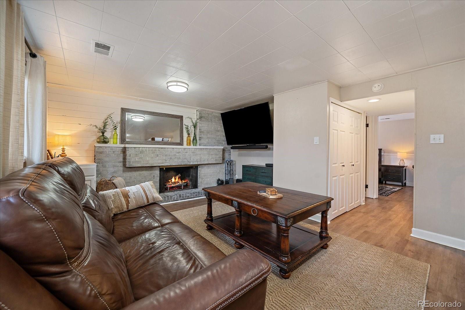 MLS Image #16 for 3272 s wabash court,denver, Colorado
