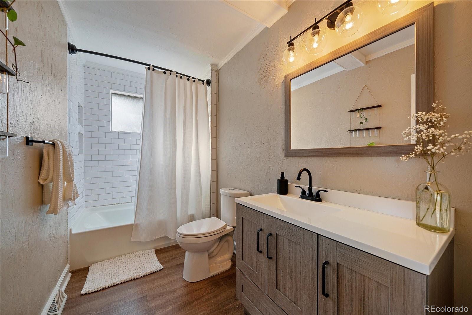MLS Image #25 for 3272 s wabash court,denver, Colorado