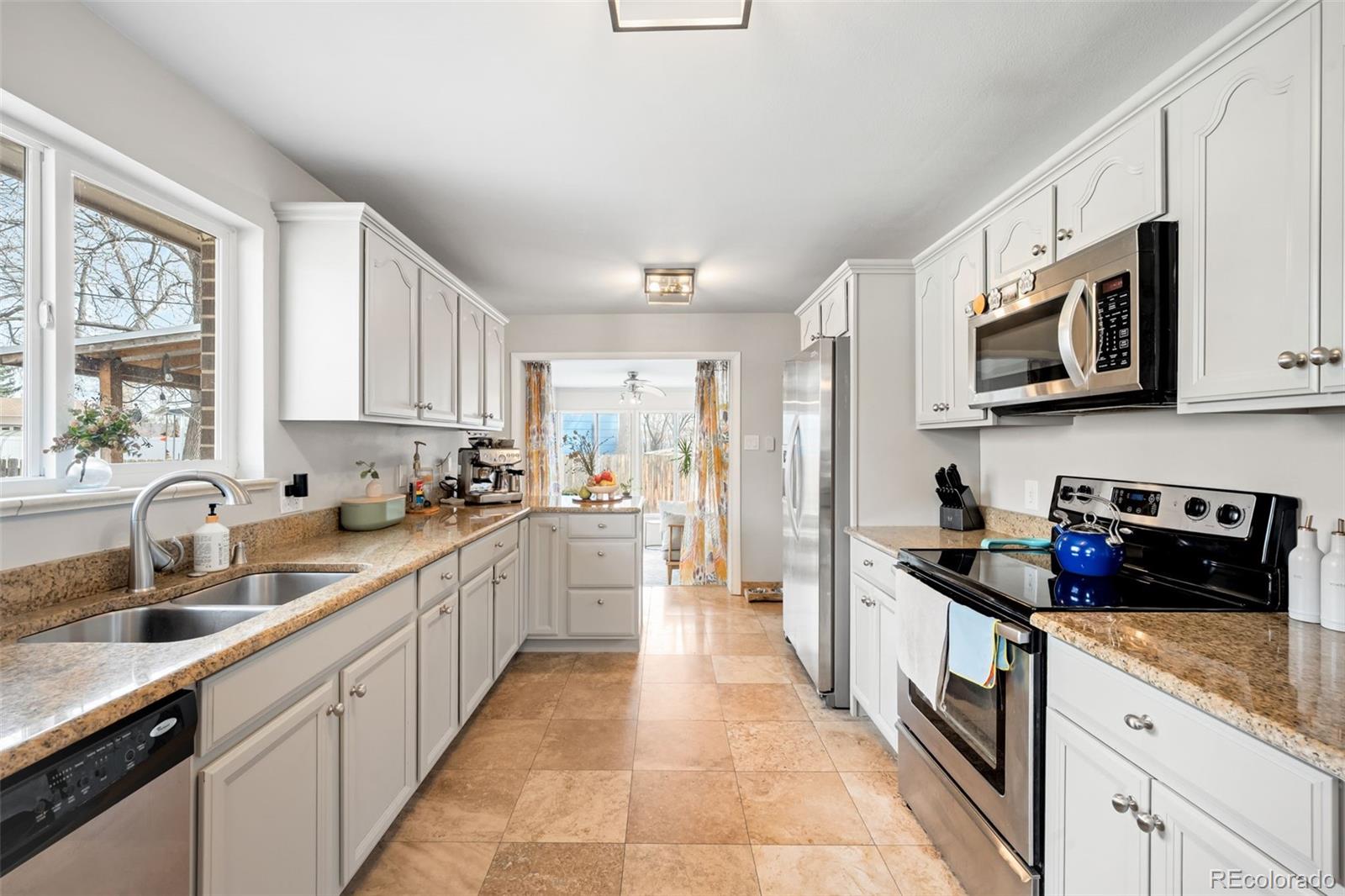 MLS Image #7 for 5834  swadley court,arvada, Colorado