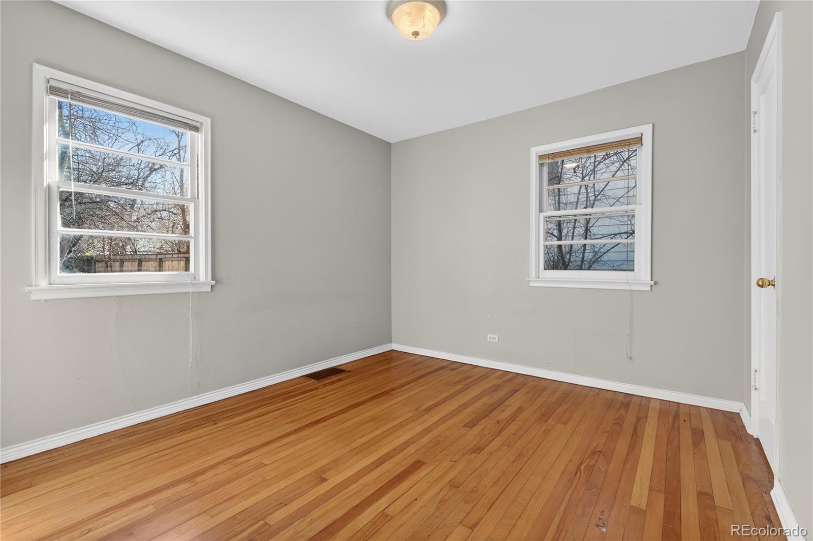 MLS Image #13 for 2476 s monroe street,denver, Colorado