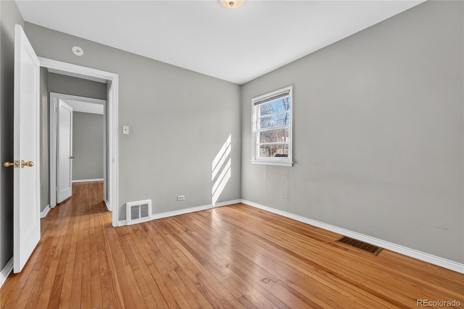 MLS Image #14 for 2476 s monroe street,denver, Colorado