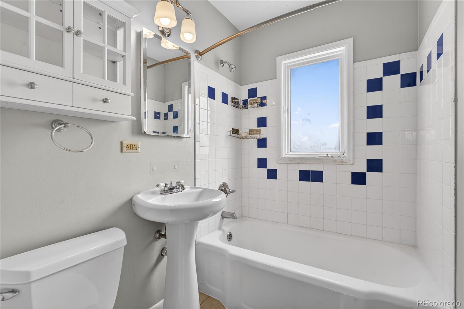 MLS Image #15 for 2476 s monroe street,denver, Colorado