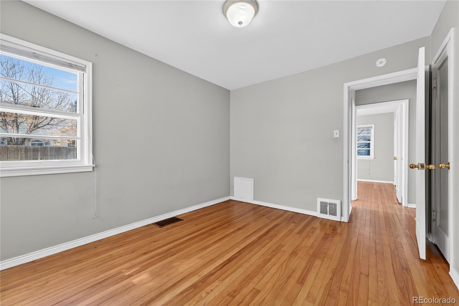 MLS Image #16 for 2476 s monroe street,denver, Colorado