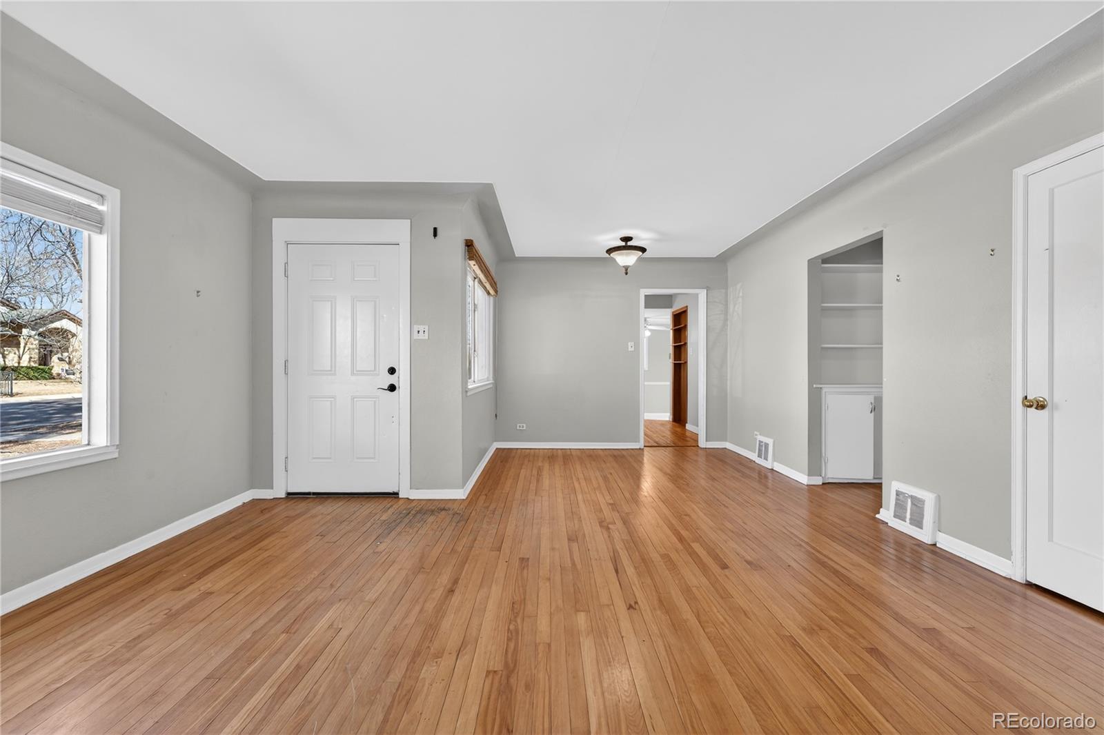 MLS Image #5 for 2476 s monroe street,denver, Colorado