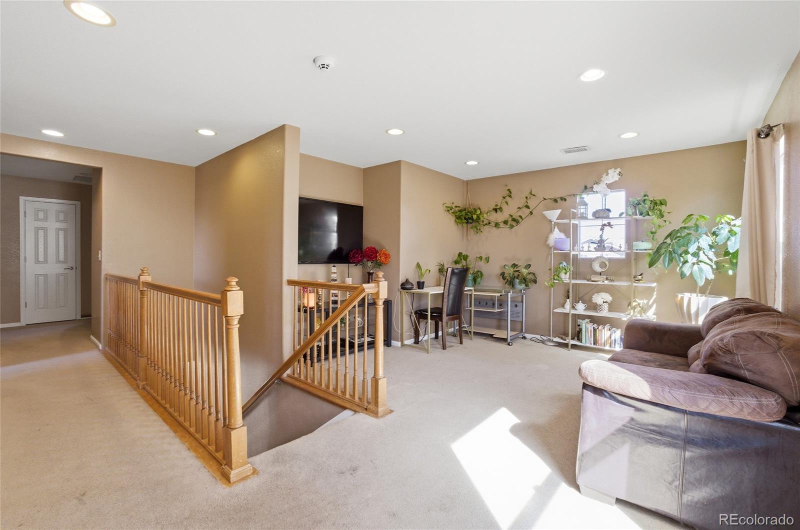 MLS Image #14 for 5573  jasper street,denver, Colorado