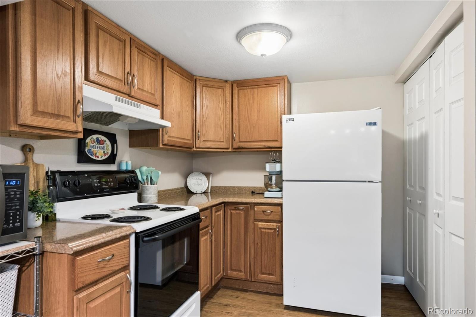 MLS Image #19 for 10290 w 14th place,lakewood, Colorado