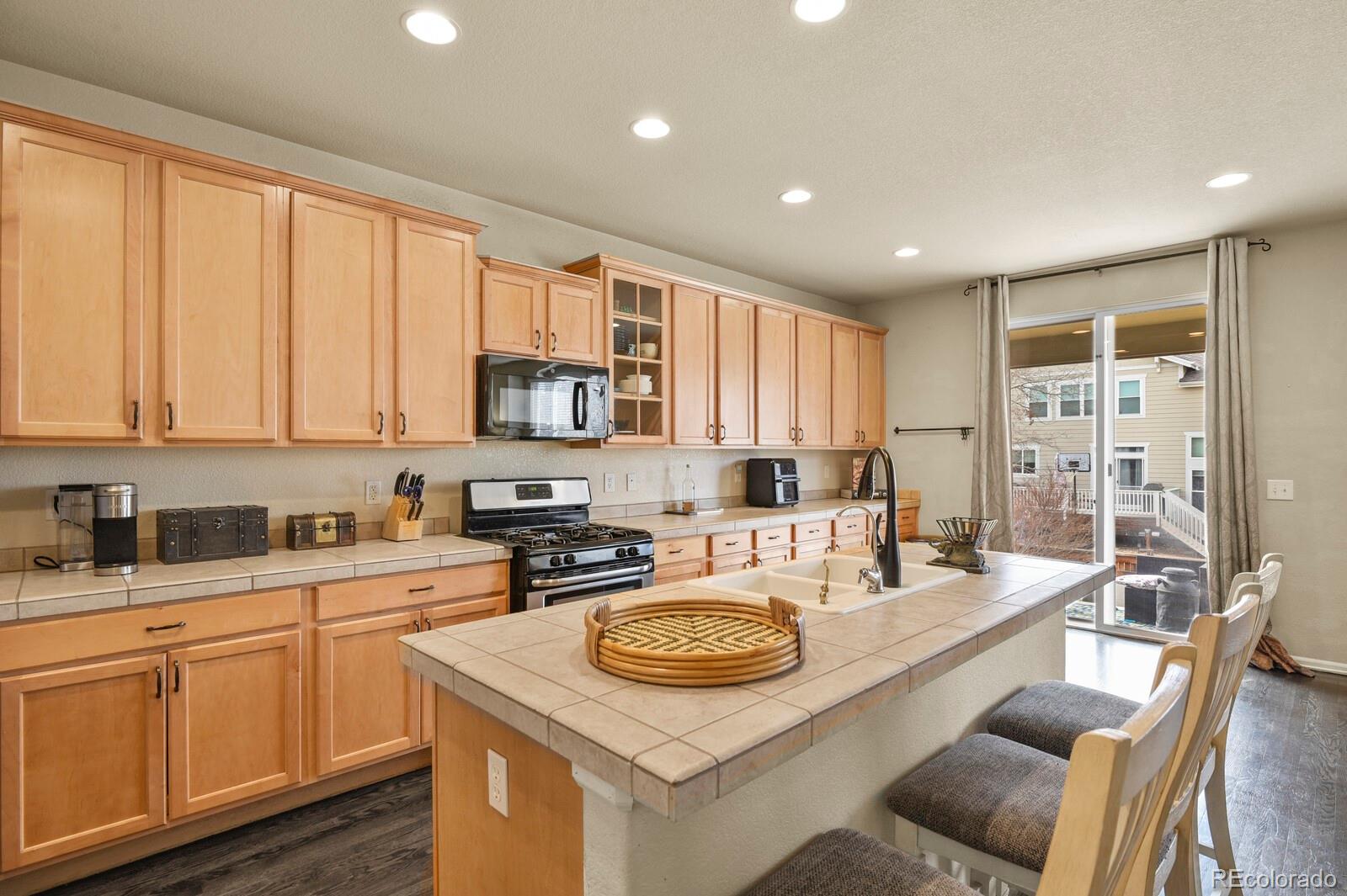 MLS Image #8 for 9923  salida street,commerce city, Colorado