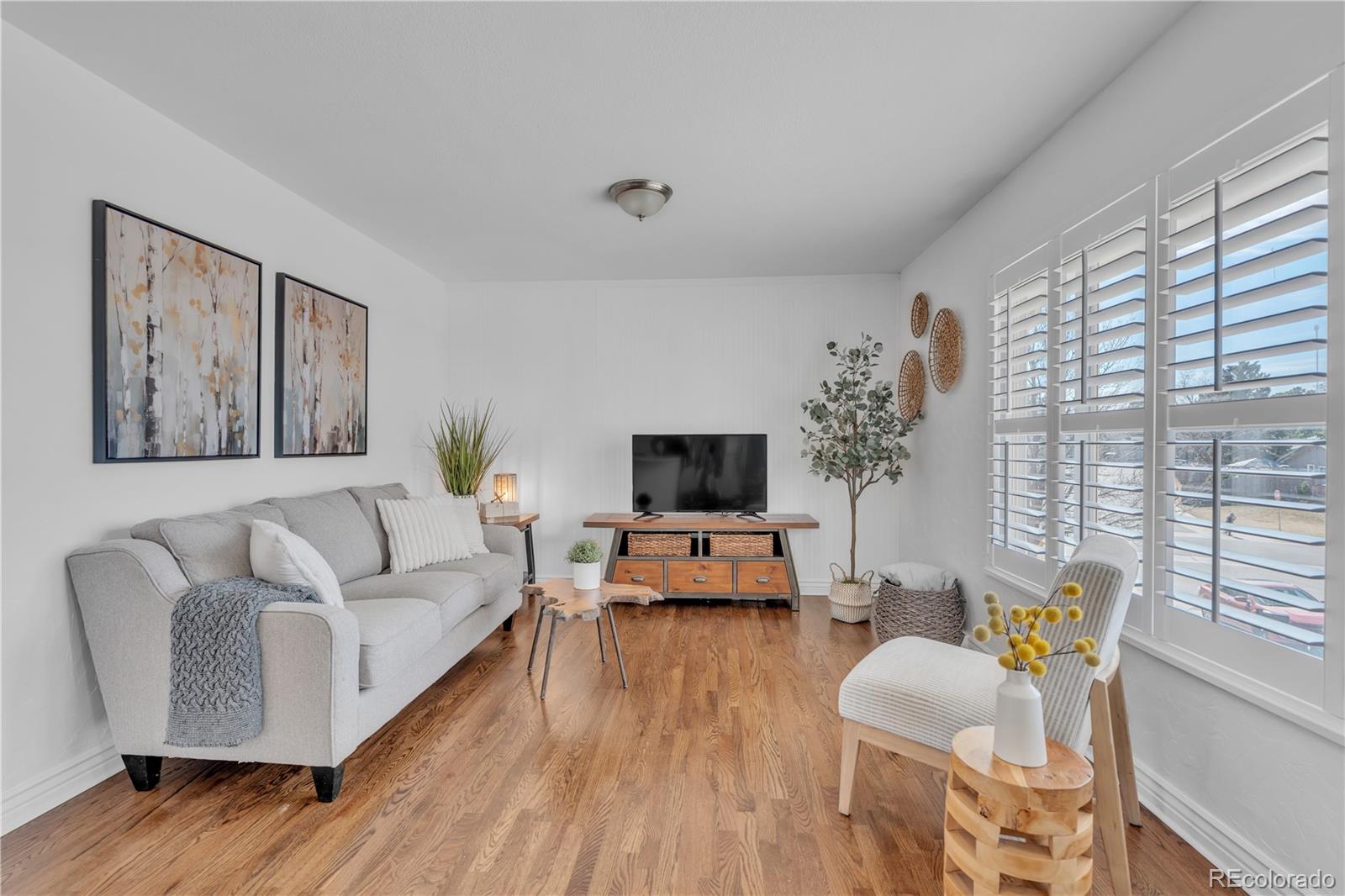 MLS Image #11 for 4080 s vincennes court,denver, Colorado