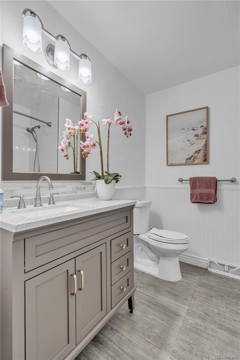 MLS Image #13 for 4080 s vincennes court,denver, Colorado