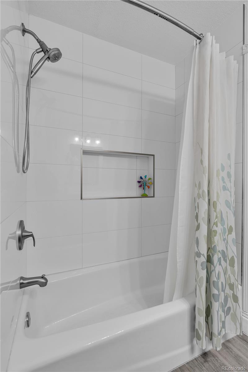 MLS Image #14 for 4080 s vincennes court,denver, Colorado