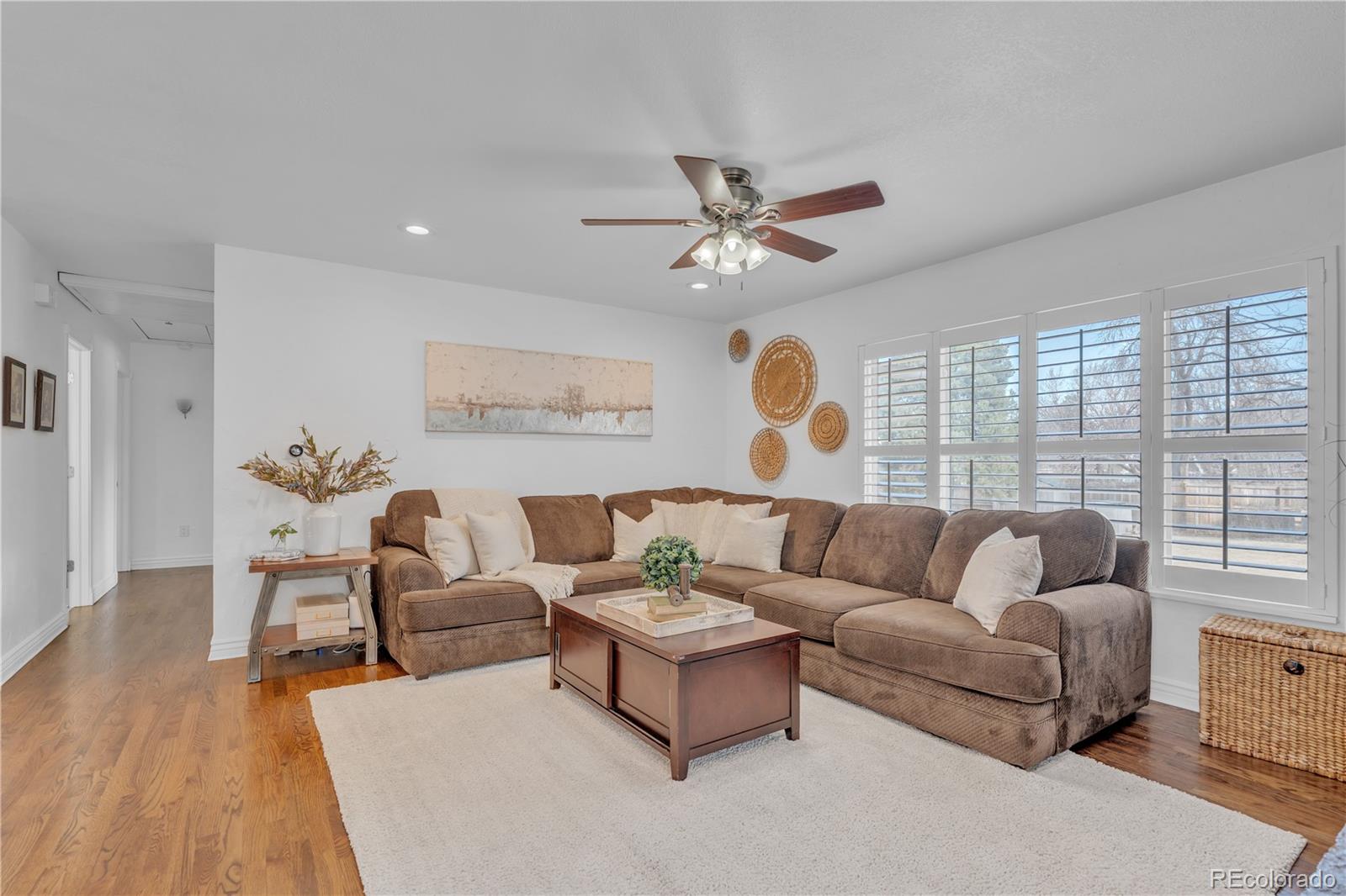 MLS Image #5 for 4080 s vincennes court,denver, Colorado