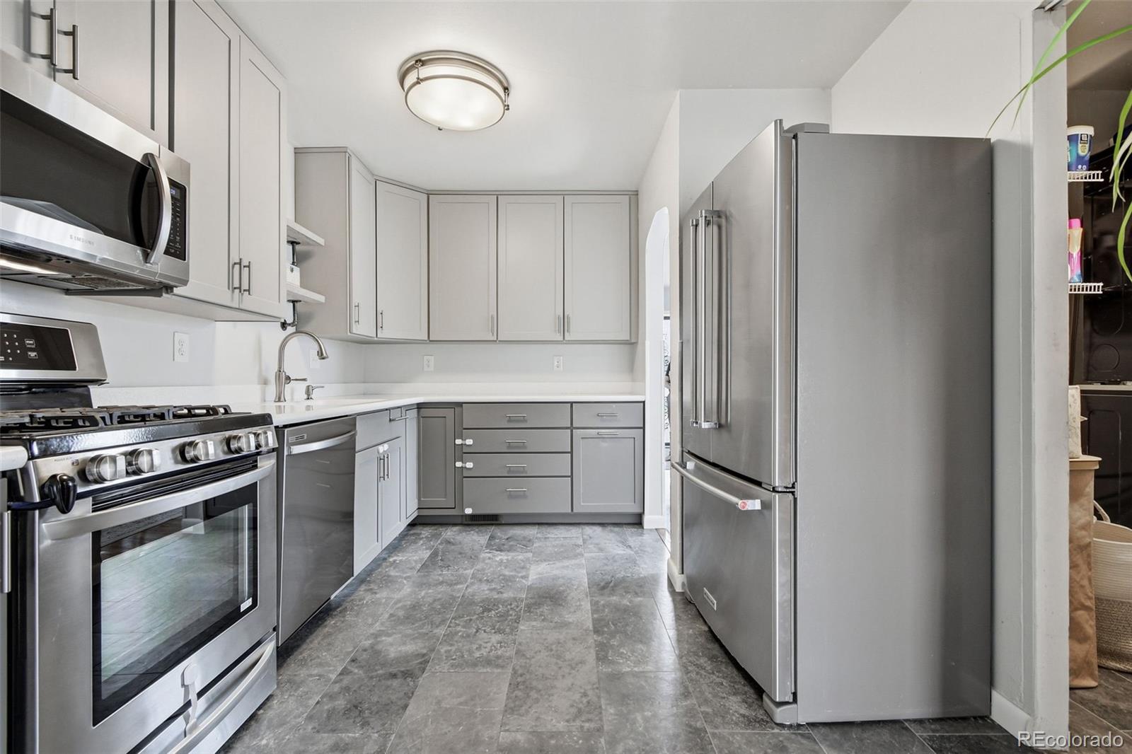 MLS Image #10 for 65 s alcott street,denver, Colorado