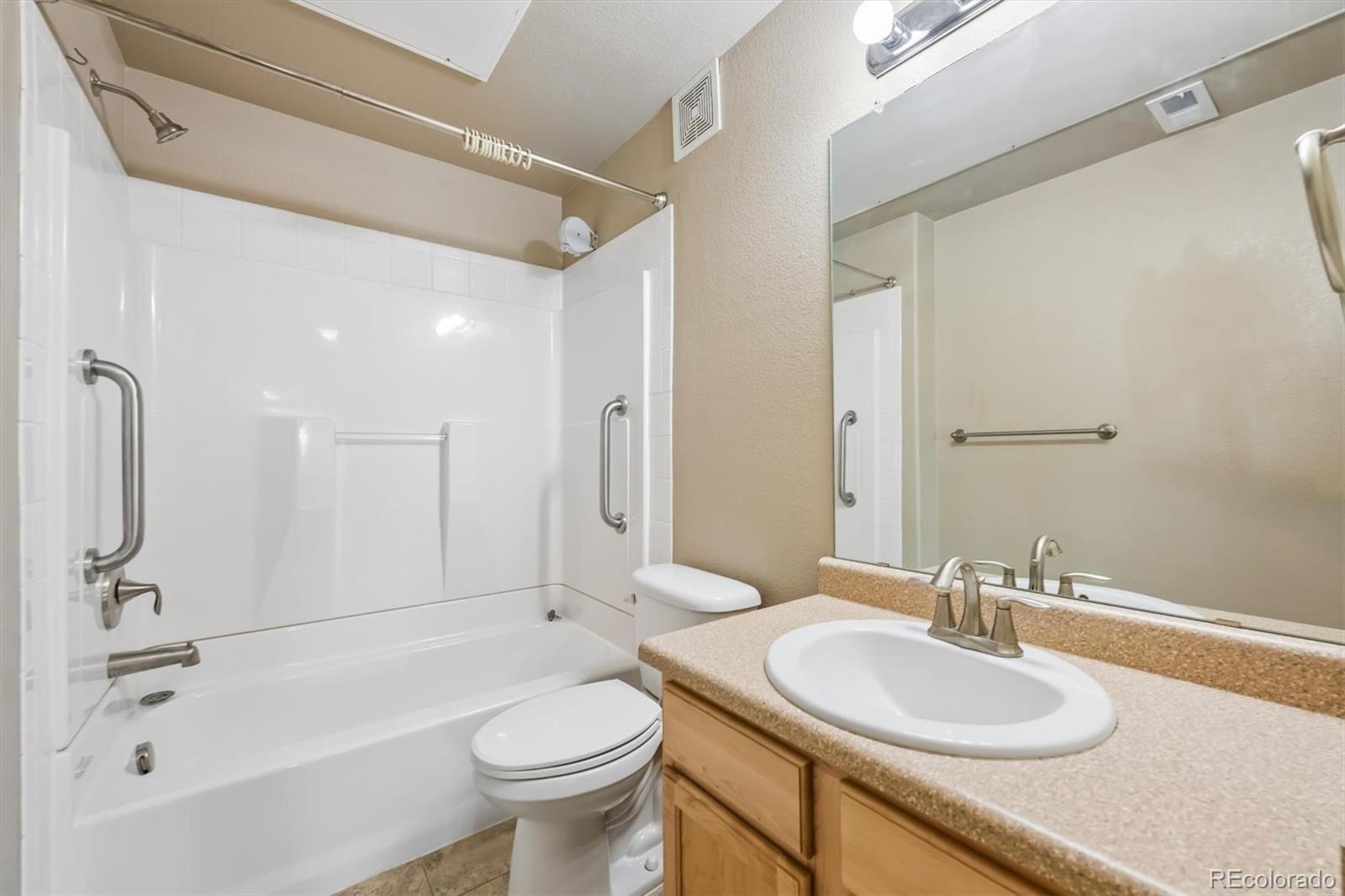 MLS Image #19 for 1044  rockhurst drive 404,highlands ranch, Colorado