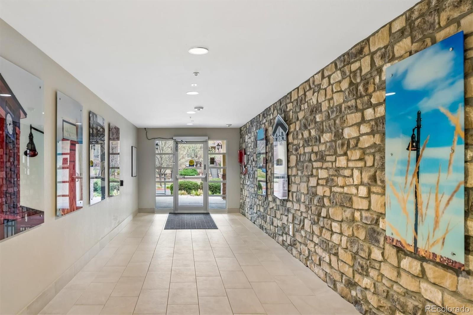 MLS Image #8 for 1044  rockhurst drive 404,highlands ranch, Colorado