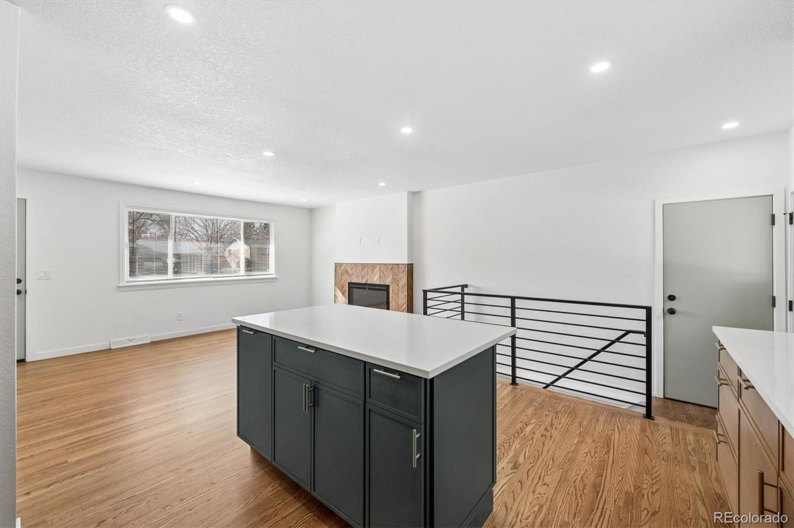 MLS Image #5 for 1470 s cody street,lakewood, Colorado