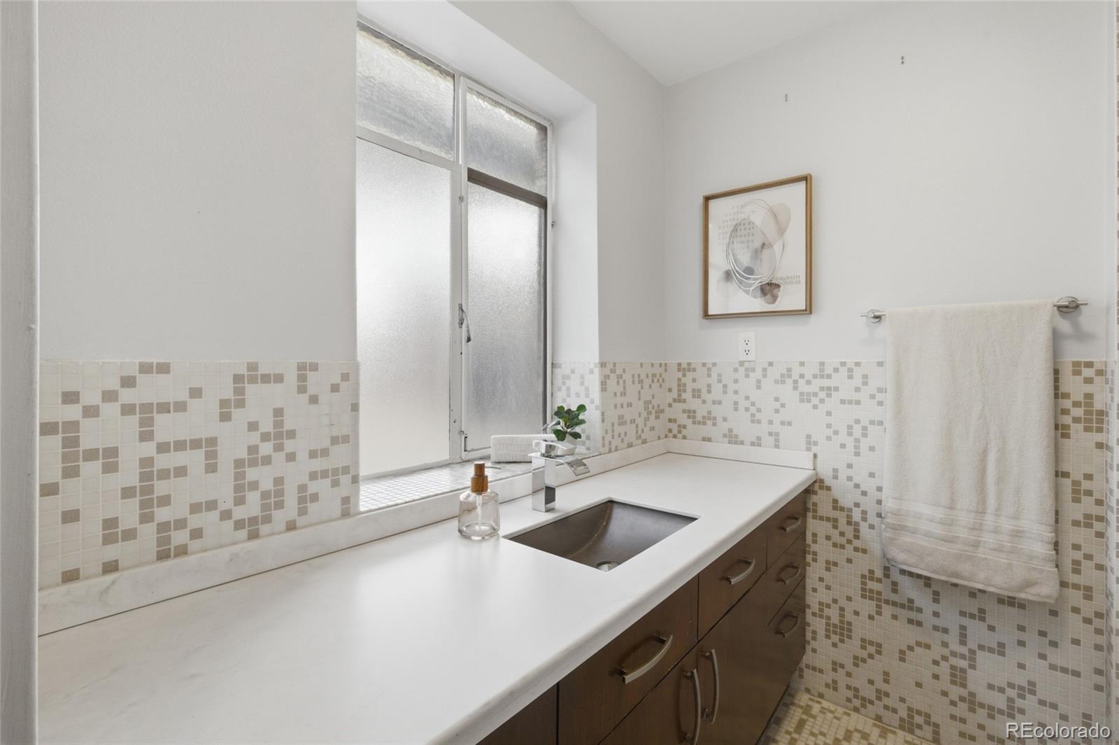 MLS Image #10 for 500 e 11th avenue 201,denver, Colorado