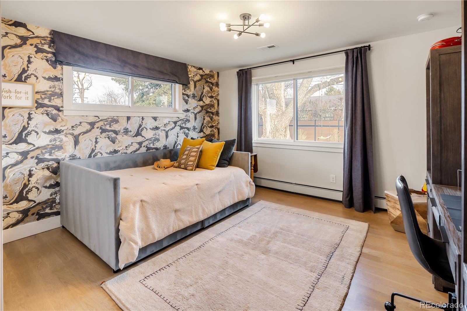 MLS Image #29 for 3720 s dahlia street,denver, Colorado