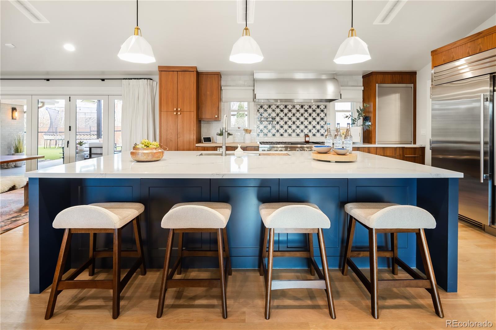 MLS Image #4 for 3720 s dahlia street,denver, Colorado