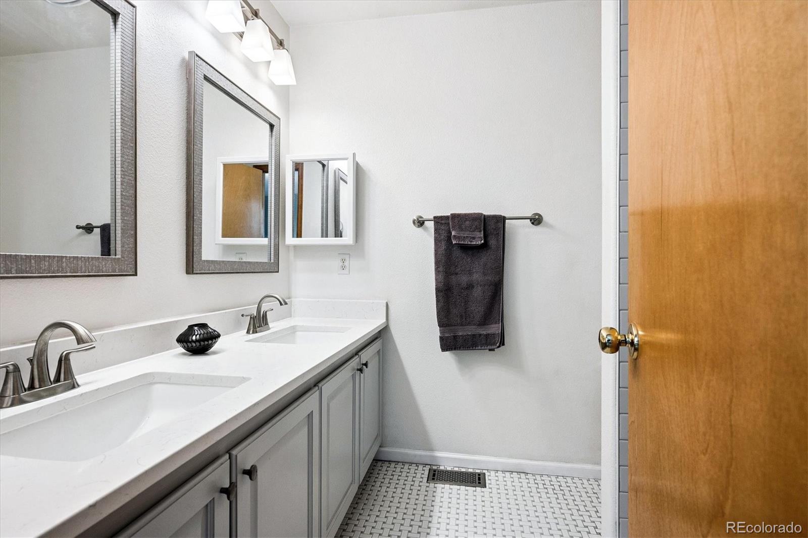 MLS Image #13 for 5218 s jericho way,centennial, Colorado